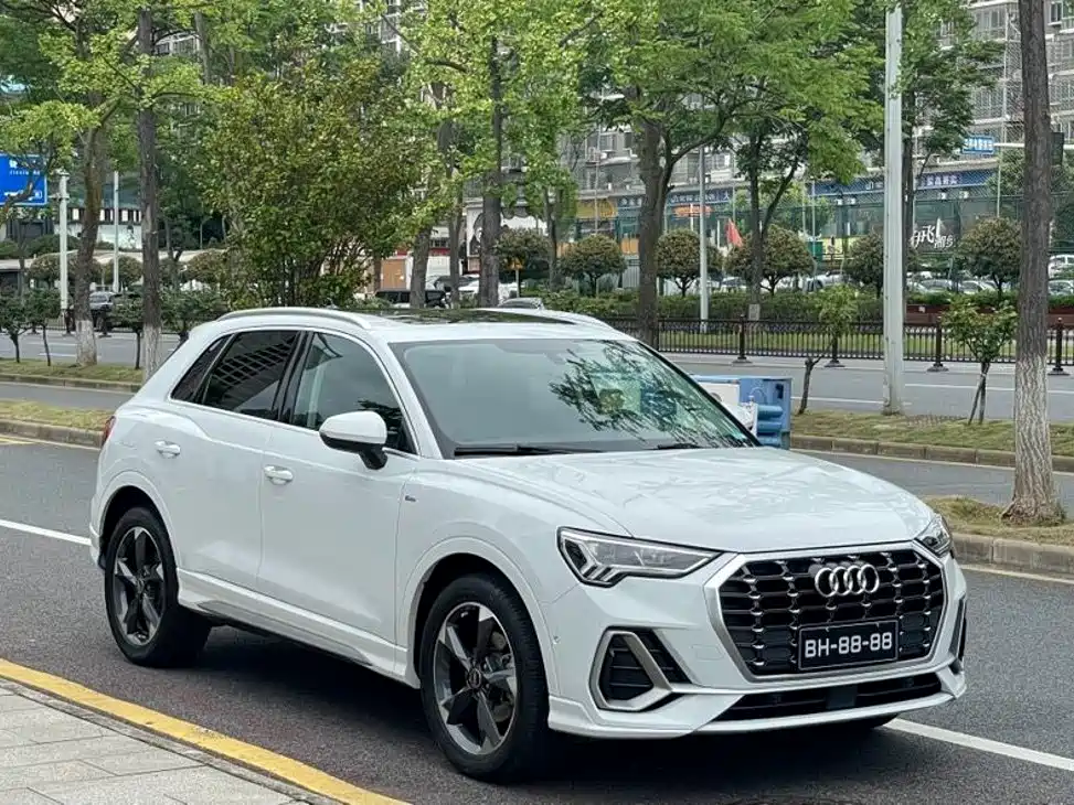 Audi Q3 — фото 3