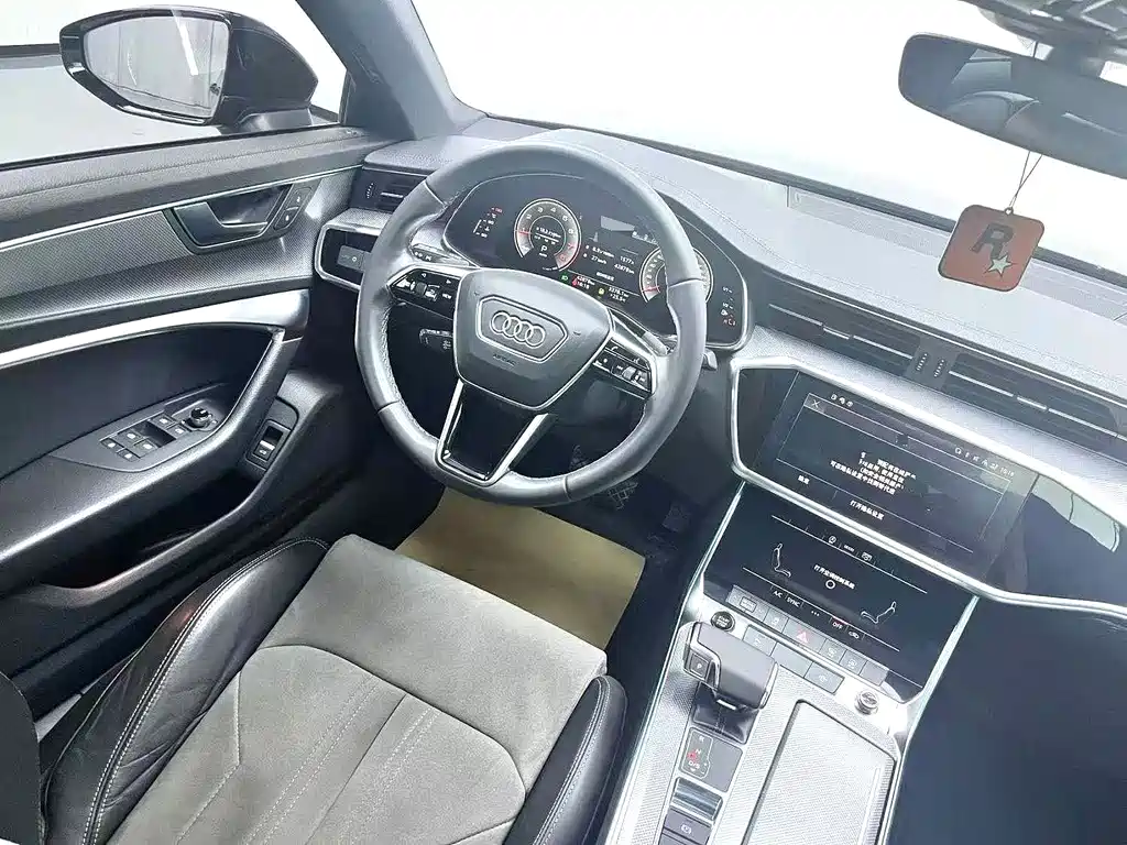 Audi A6L — фото 6