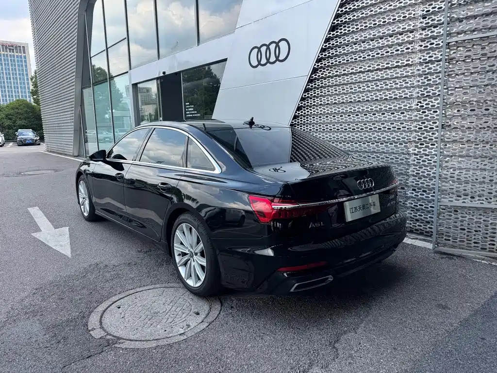 Audi A6L — фото 4