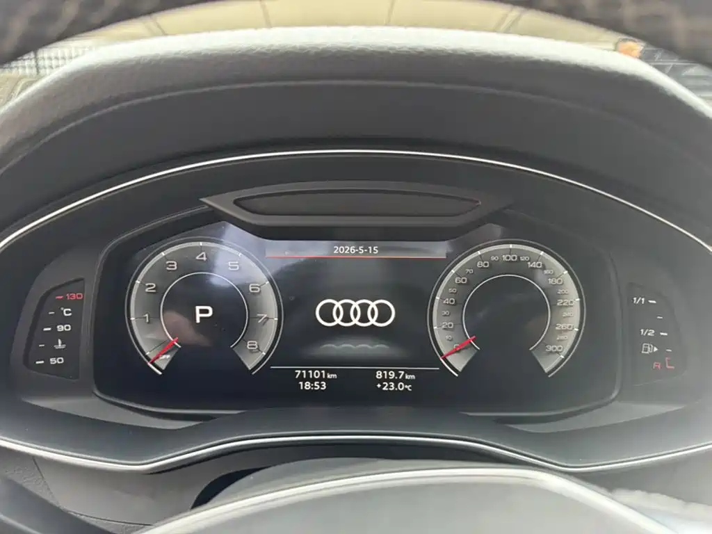 Audi A6L — фото 13