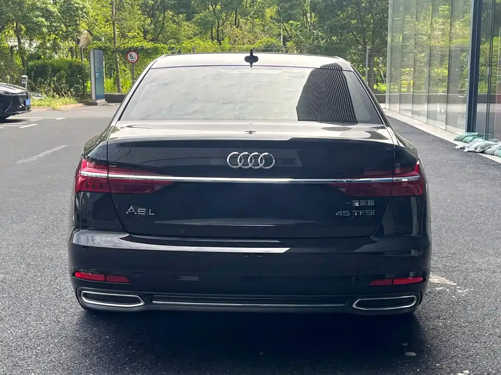 Audi A6L — фото 3