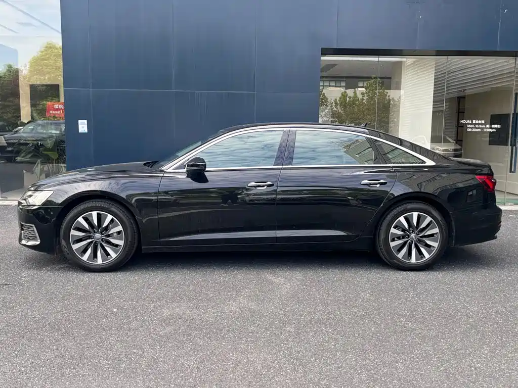 Audi A6L — фото 4