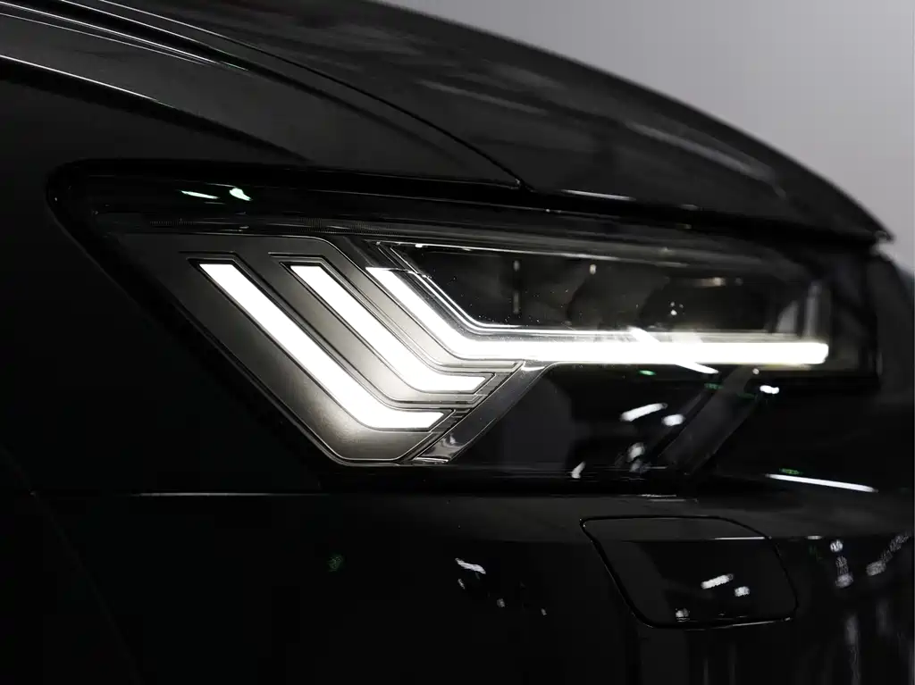 Audi A6 (Import) — фото 3