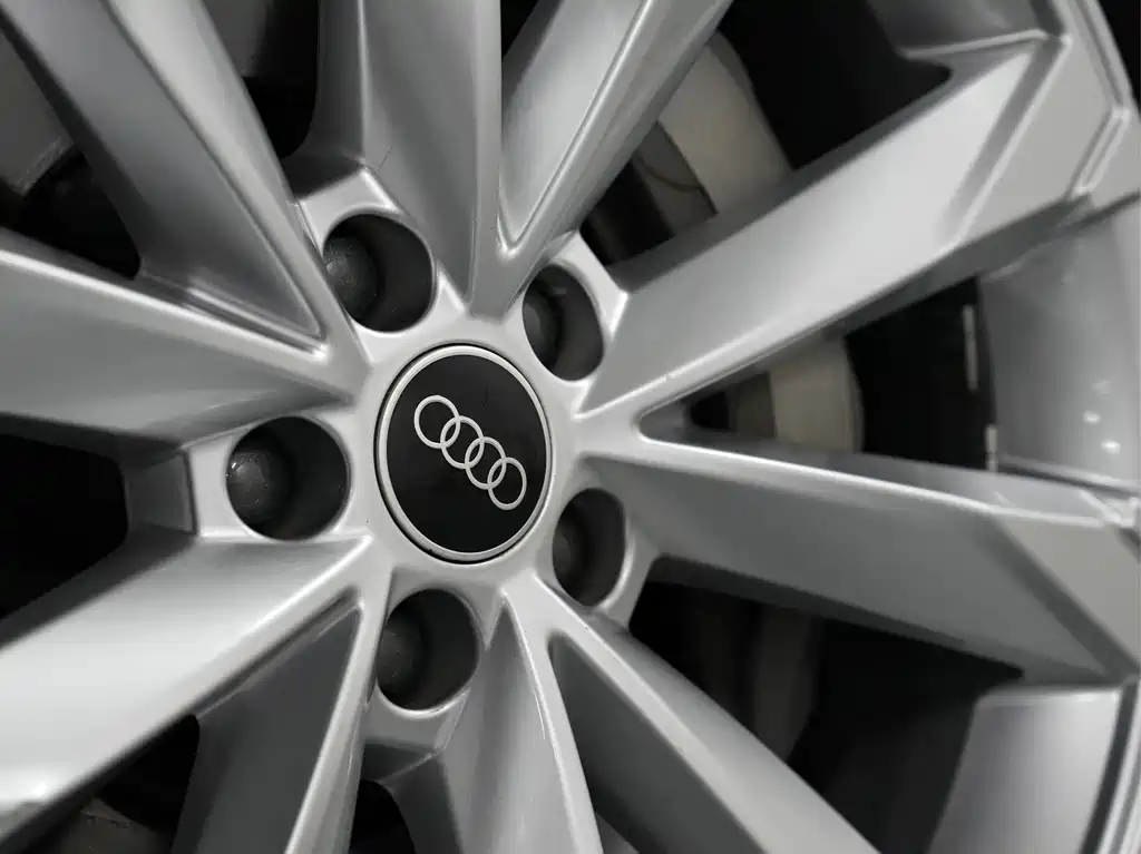 Audi A6 (Import) — фото 5