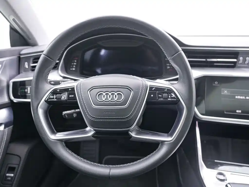 Audi A7L — фото 19