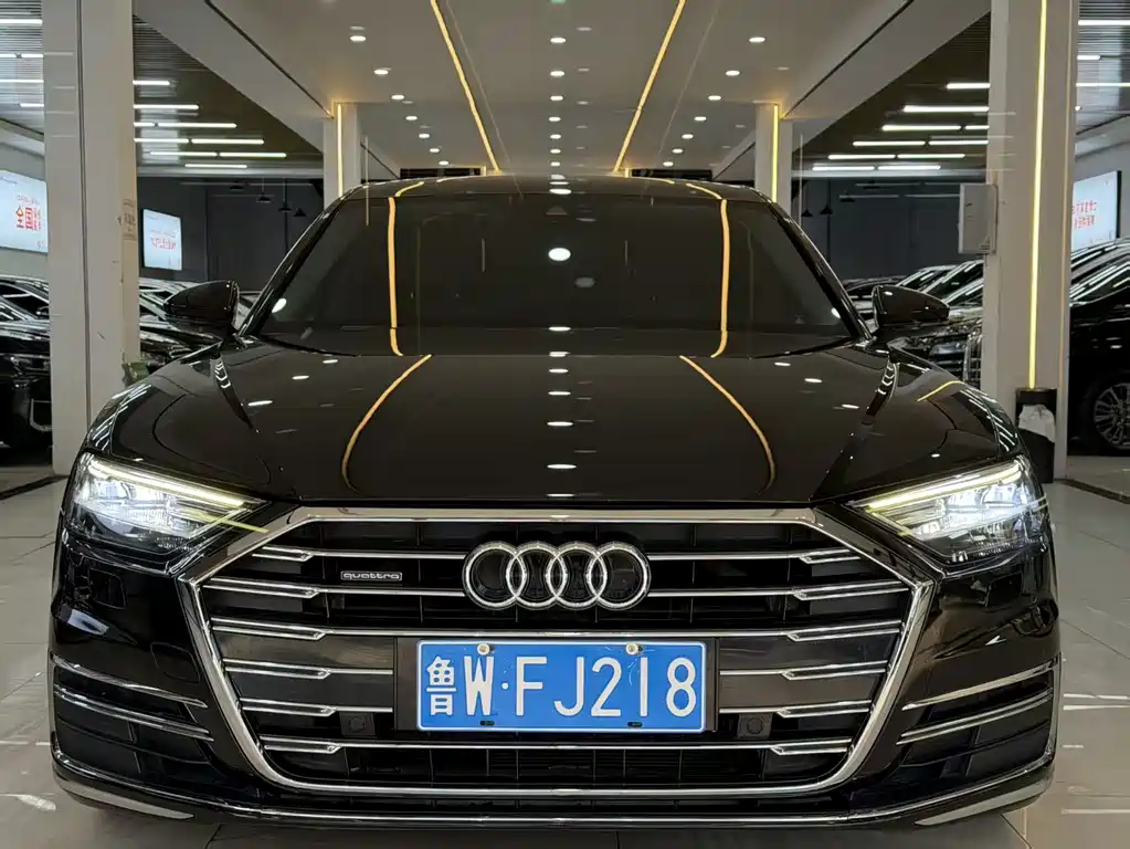 Audi A8 — фото 4