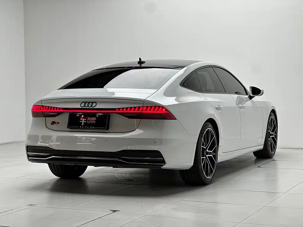 Audi A7 — фото 4