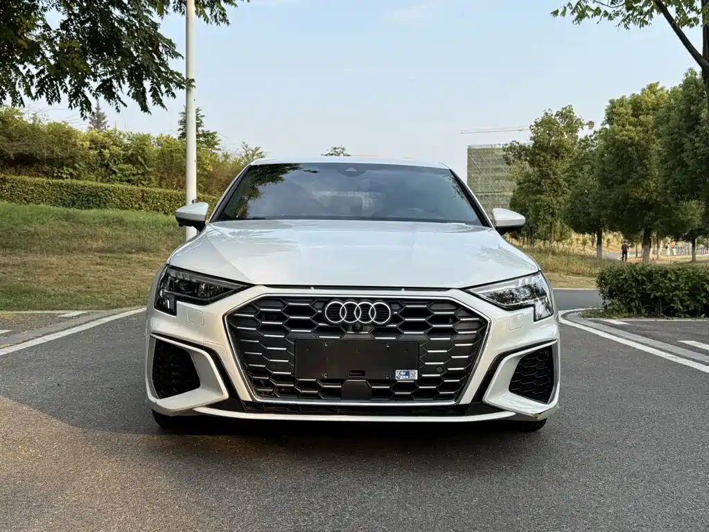 Audi A3 — фото 2