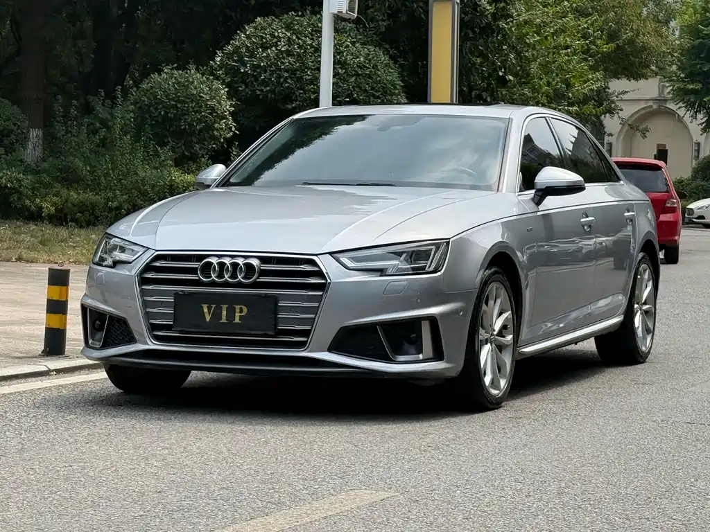 Audi A4L — фото 3
