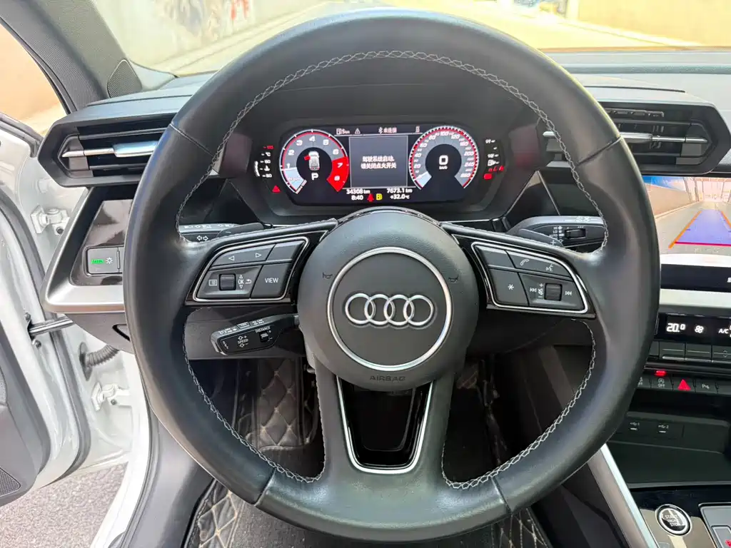 Audi A3 — фото 11