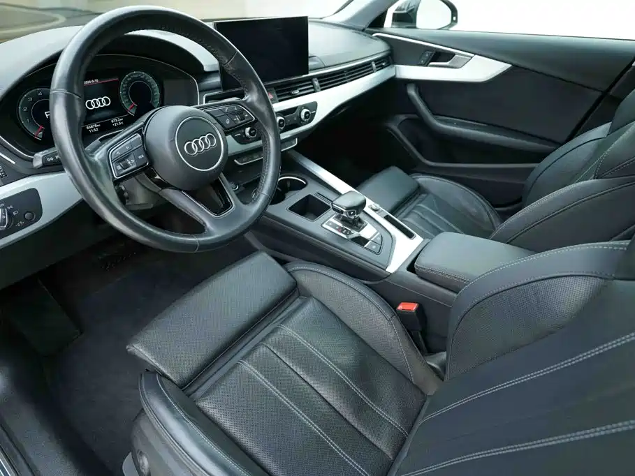 Audi A4L — фото 9