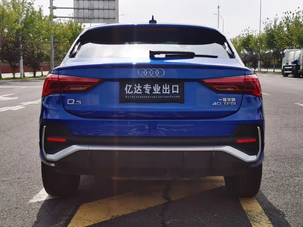 Audi Q3 Sportback — фото 6