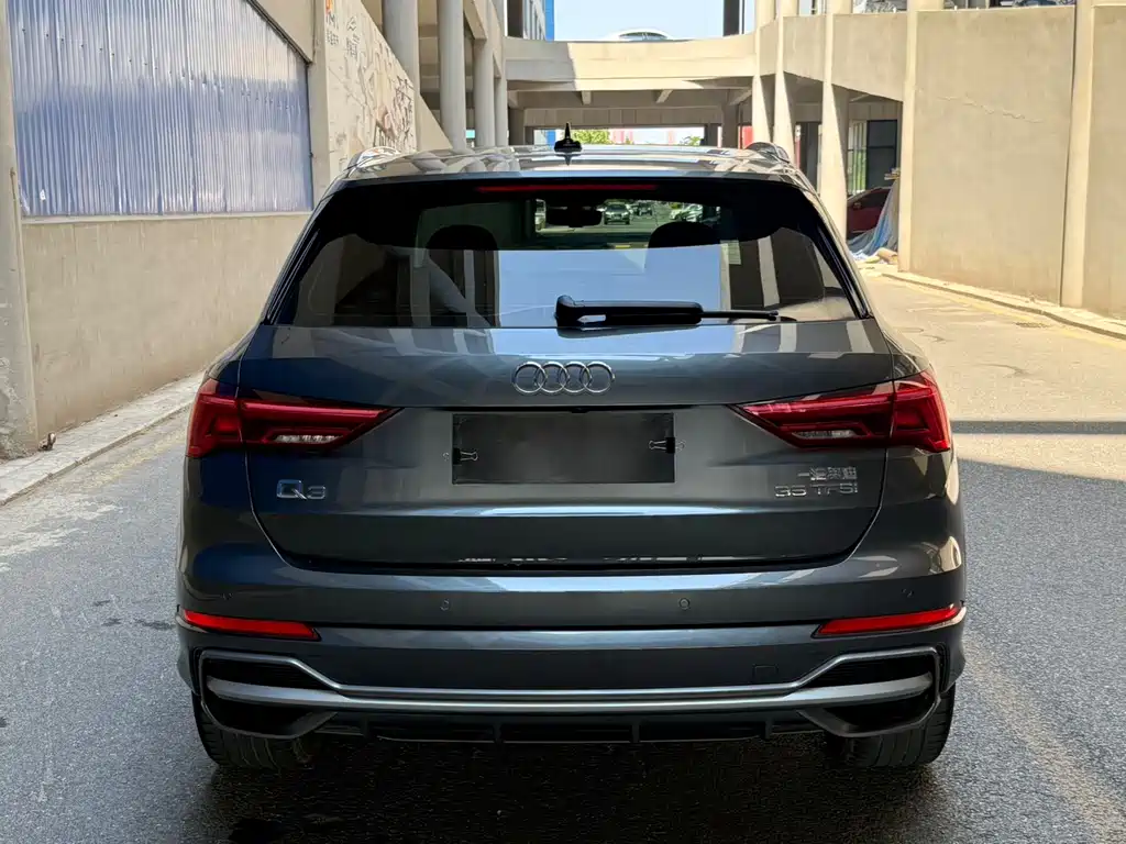 Audi Q3 — фото 5