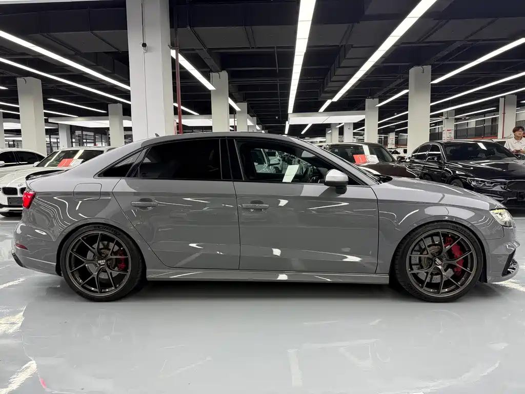 Audi RS 3 — фото 4