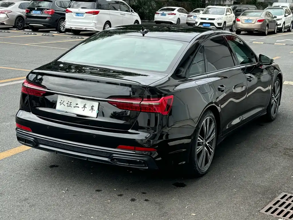 Audi A6L — фото 17