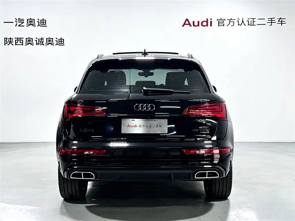 Audi Q5L — фото 5