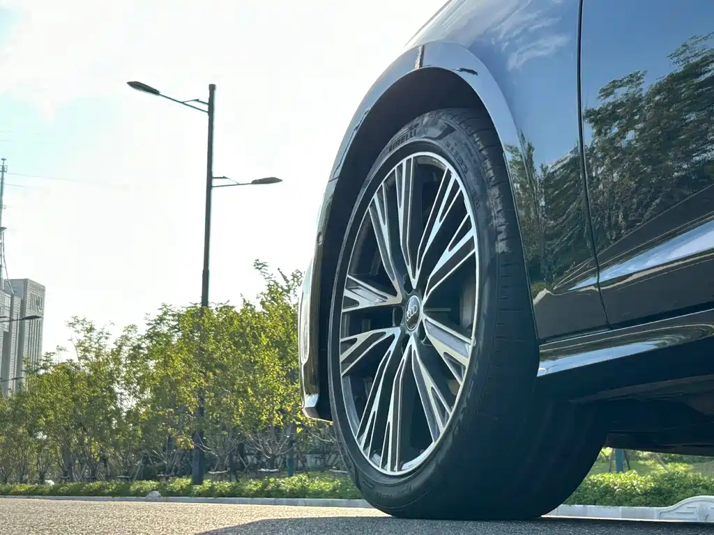Audi A6L — фото 15