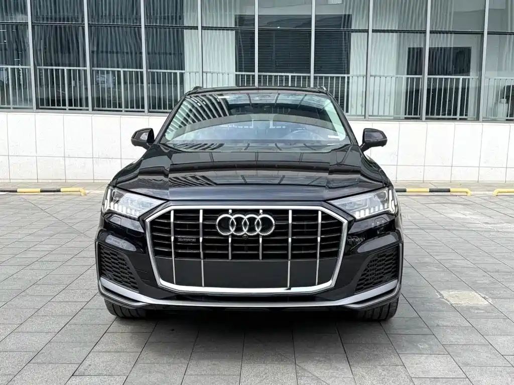 Audi Q7 — фото 2