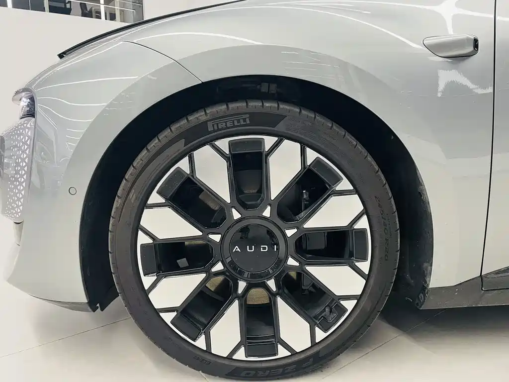 Audi E5 Sportback — фото 3