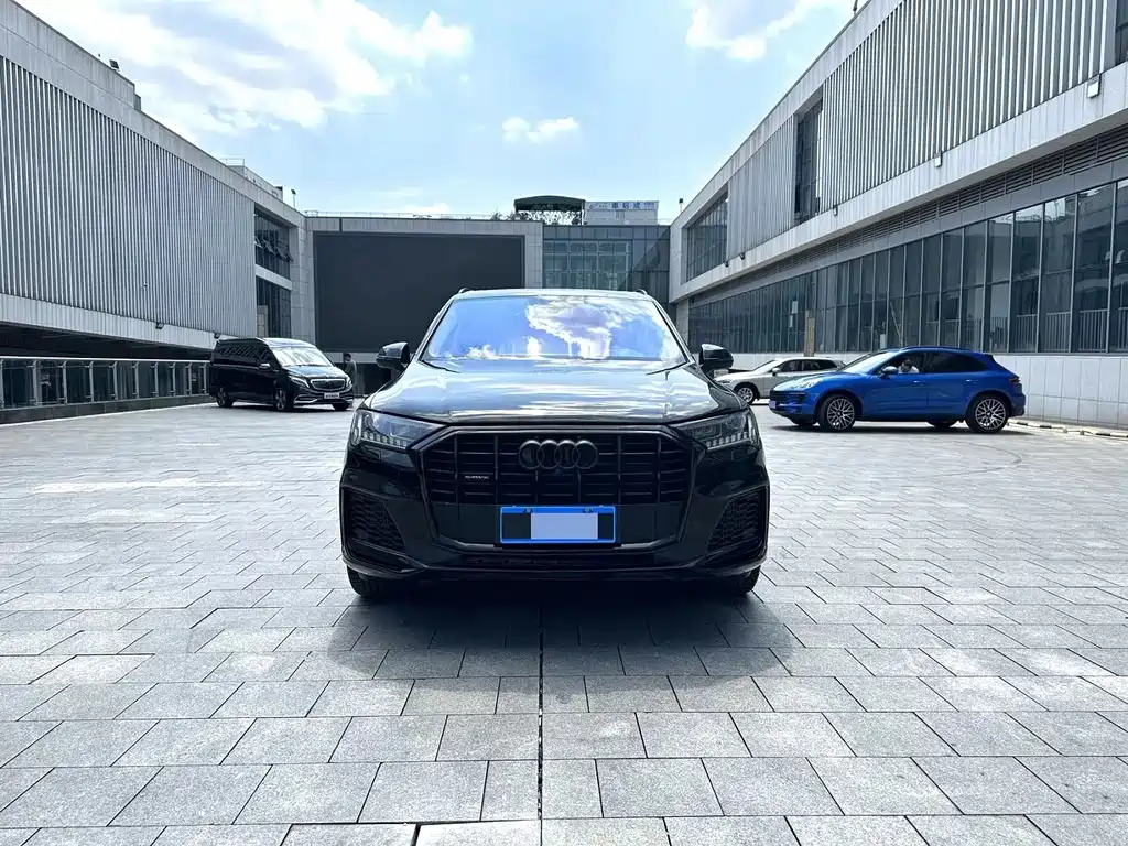 Audi Q7 — фото 2
