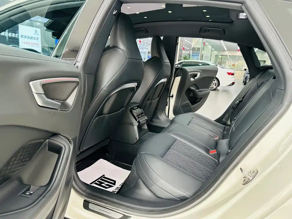 Audi A5L Sportback — фото 5