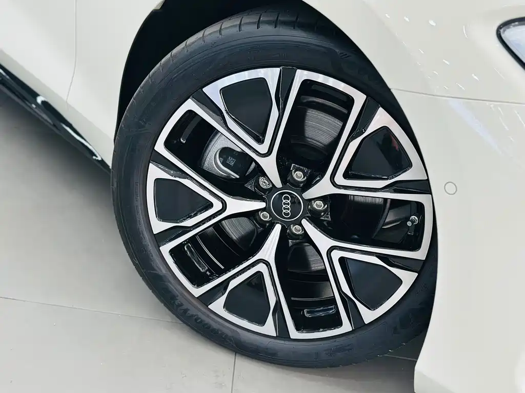 Audi A5L Sportback — фото 10