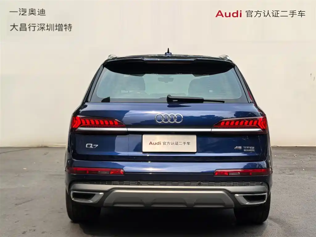 Audi Q7 — фото 6