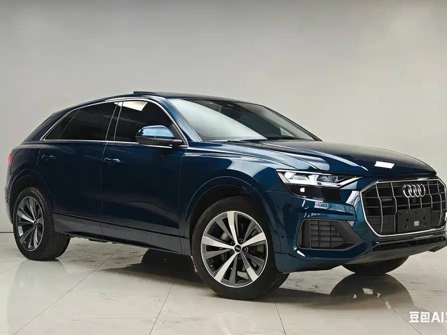 Audi Q8 — фото 20