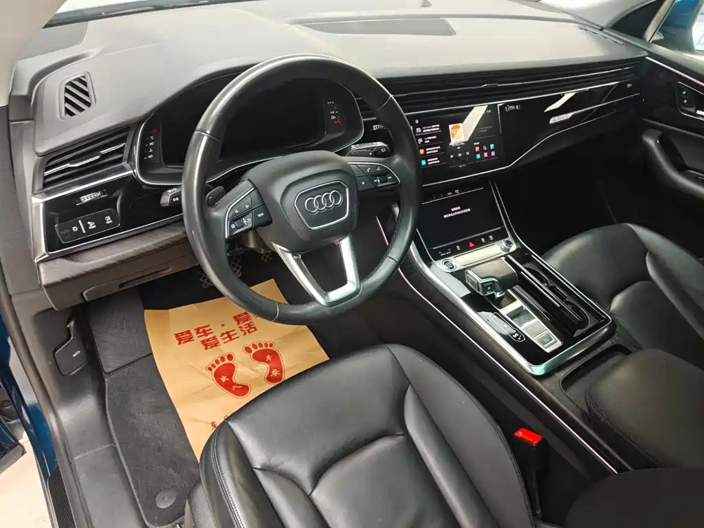 Audi Q8 — фото 5
