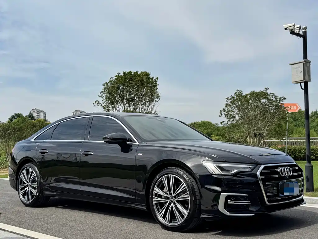 Audi A6L — фото 5