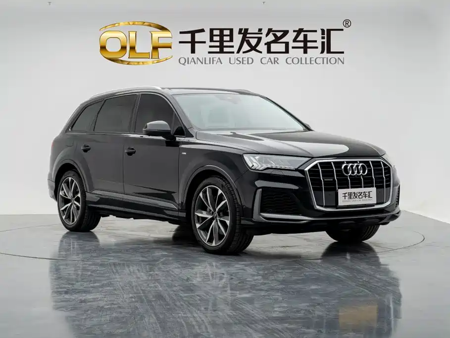 Audi Q7 — фото 5
