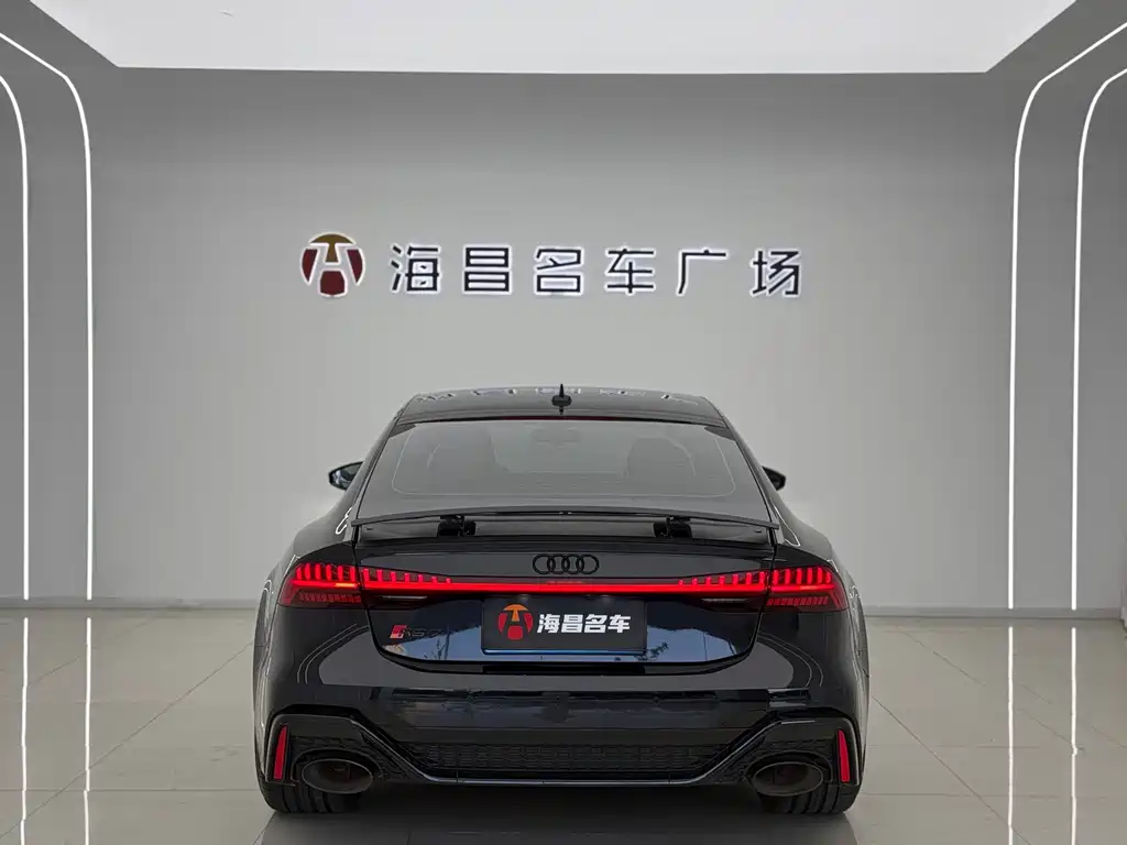 Audi RS 7 — фото 8