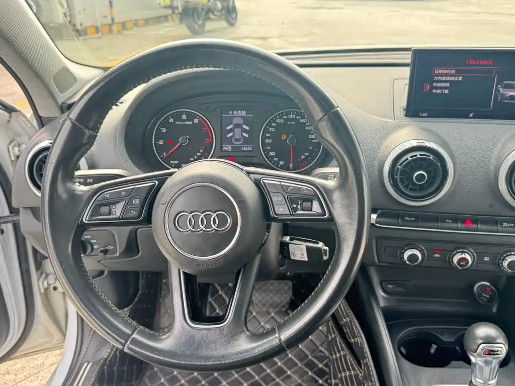 Audi A3 — фото 16
