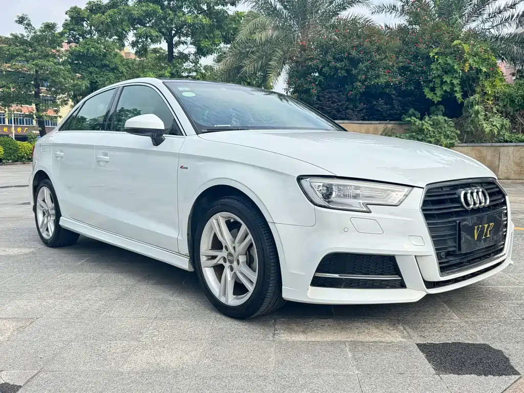 Audi A3 — фото 3