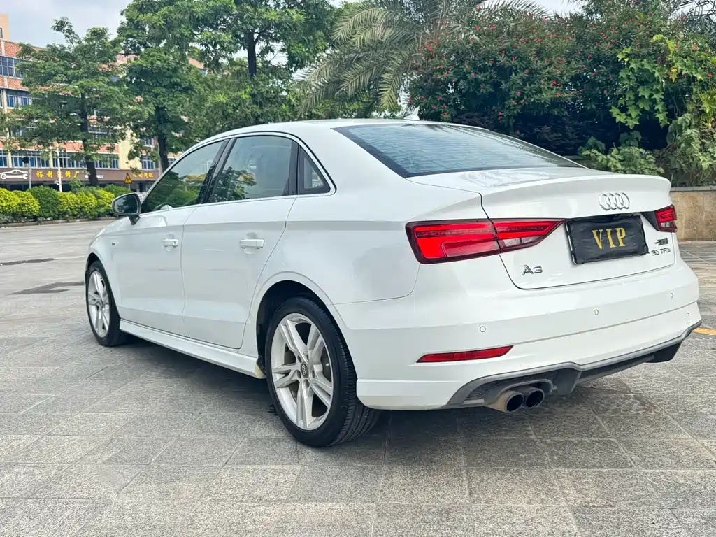 Audi A3 — фото 8