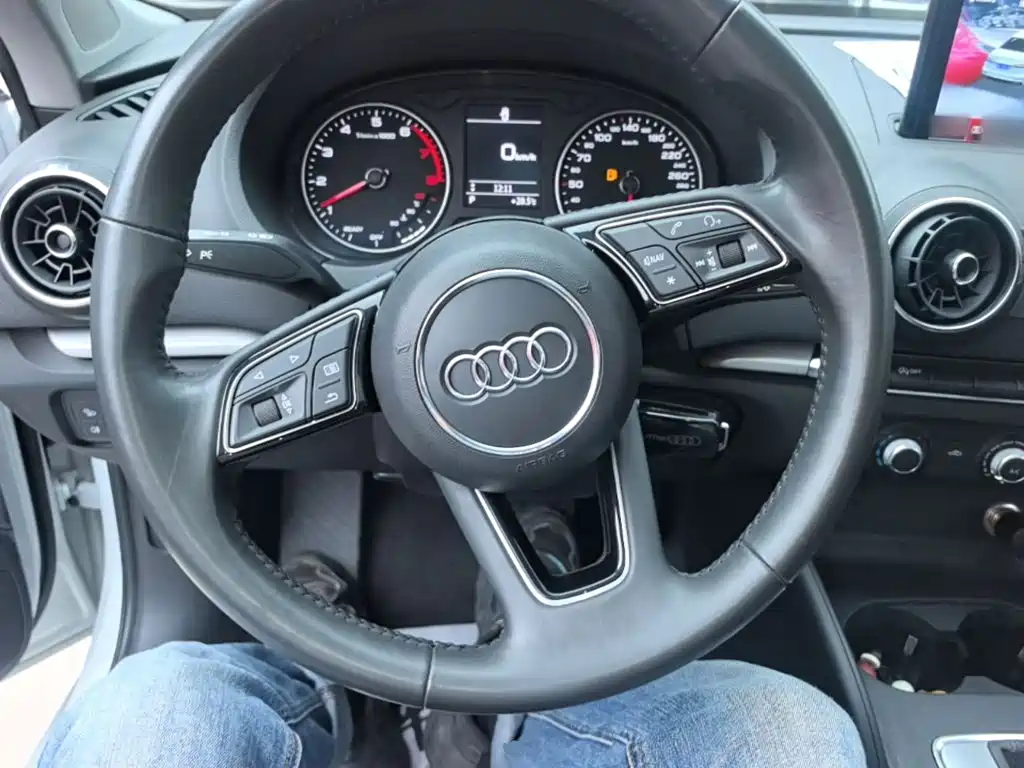 Audi A3 — фото 11