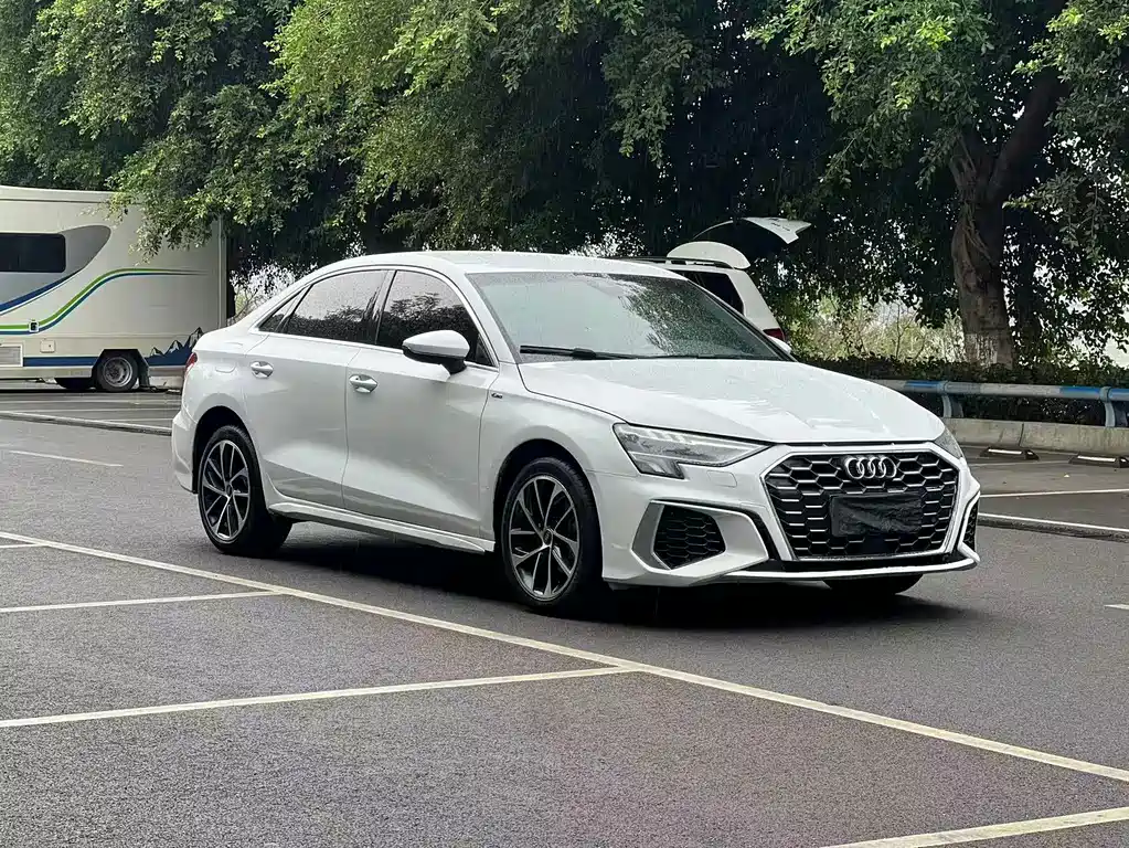 Audi A3 — фото 3