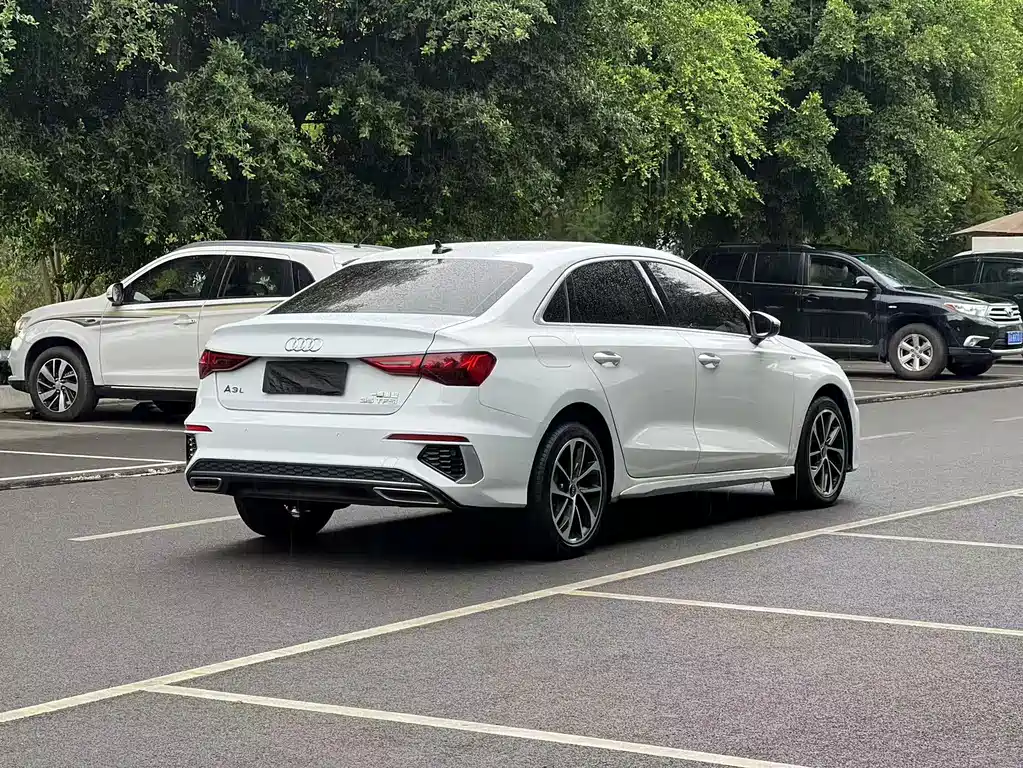 Audi A3 — фото 9