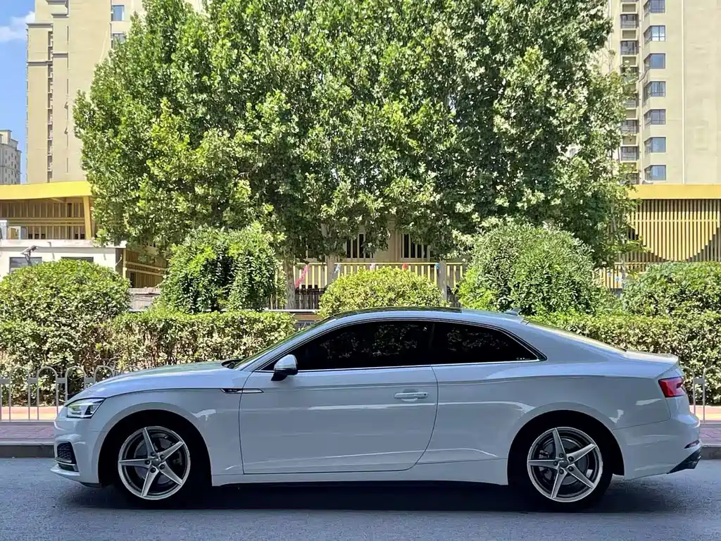 Audi A5 (Import) — фото 3