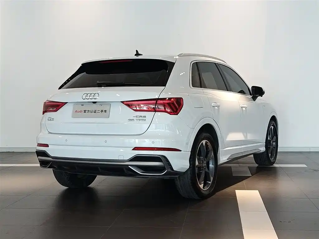 Audi Q3 — фото 4