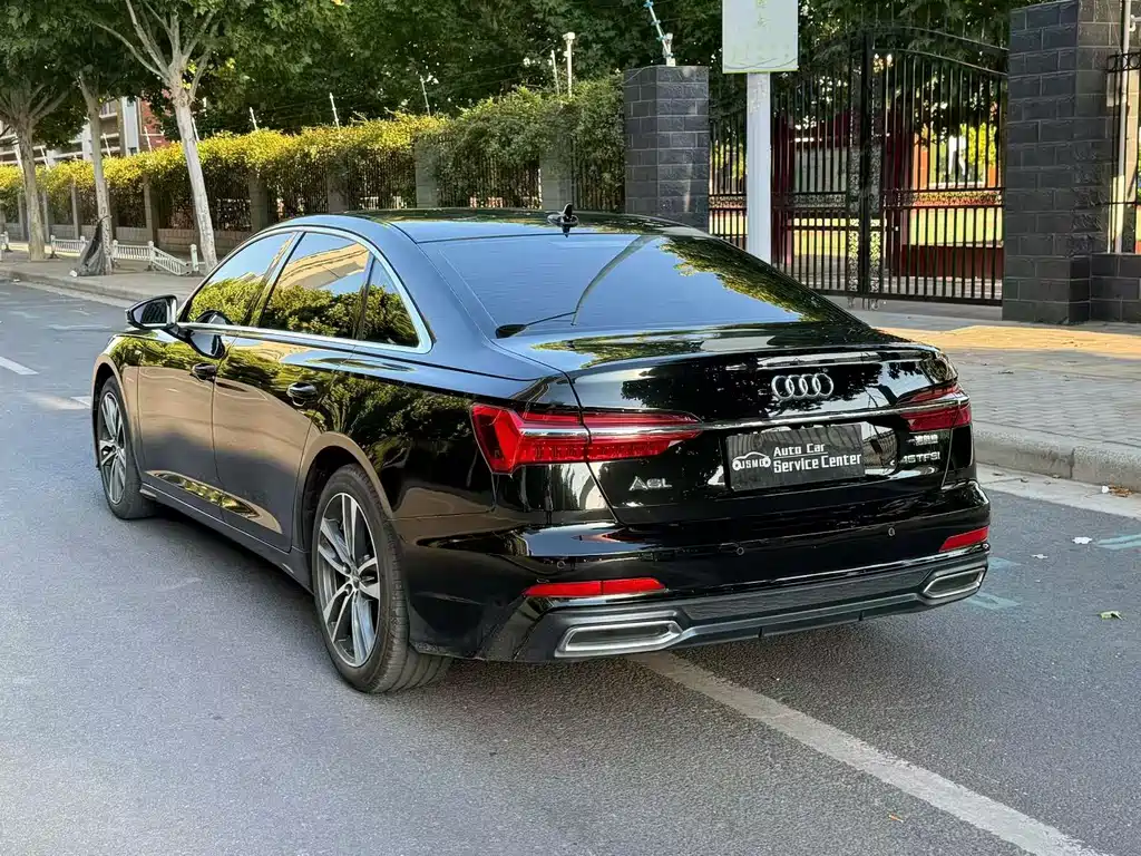Audi A6L — фото 7