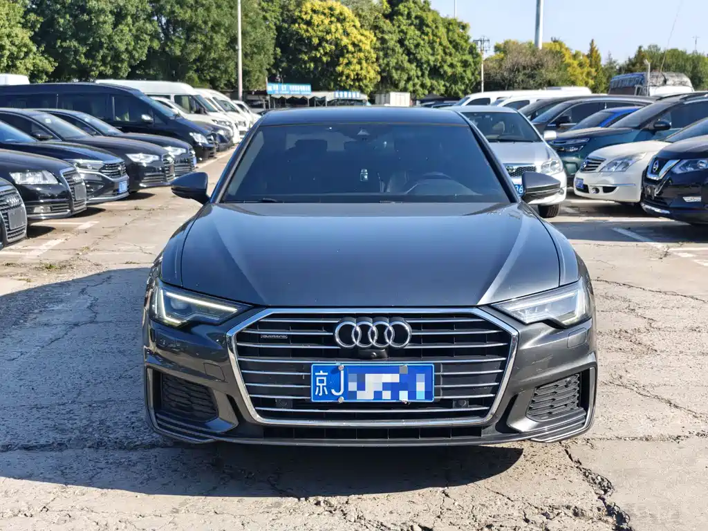 Audi A6L — фото 2