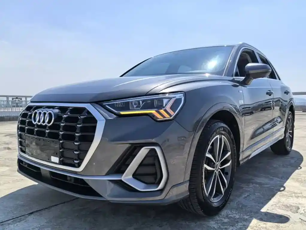 Audi Q3 — фото 2