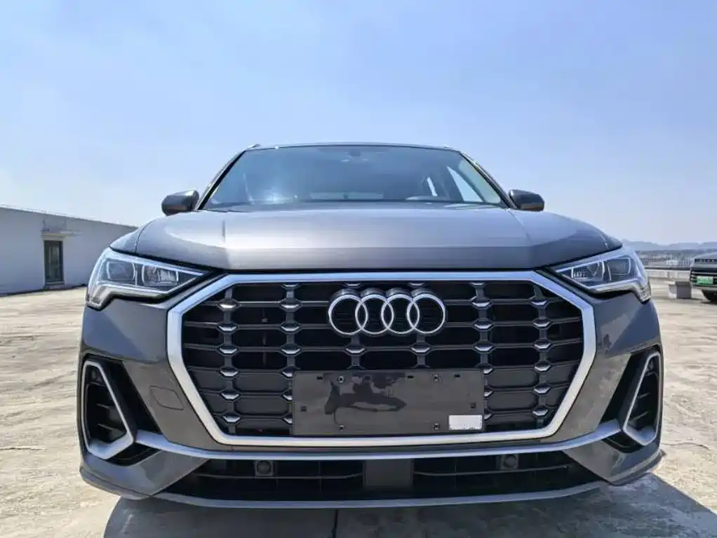 Audi Q3 — фото 3