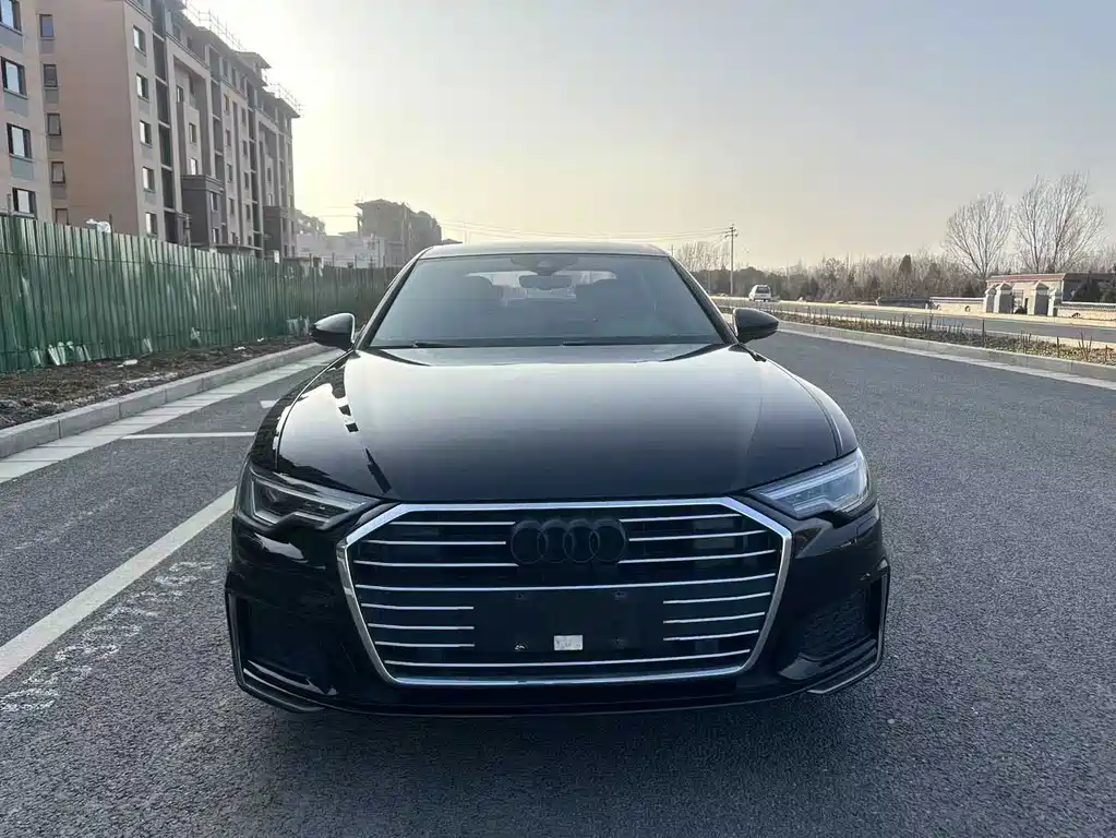 Audi A6L — фото 2
