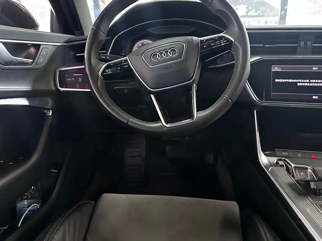 Audi A6L — фото 5