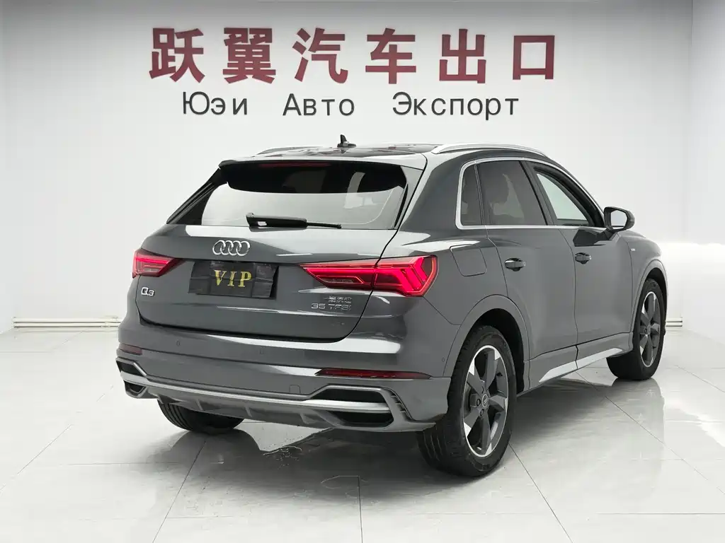 Audi Q3 — фото 4
