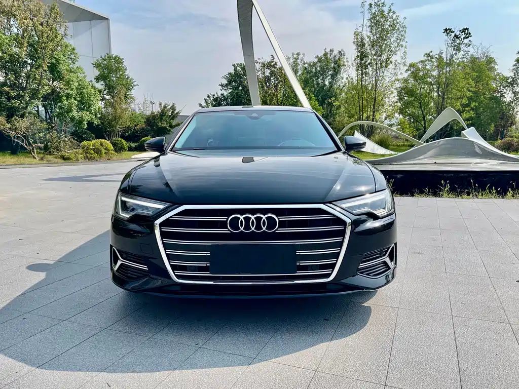 Audi A6L — фото 2