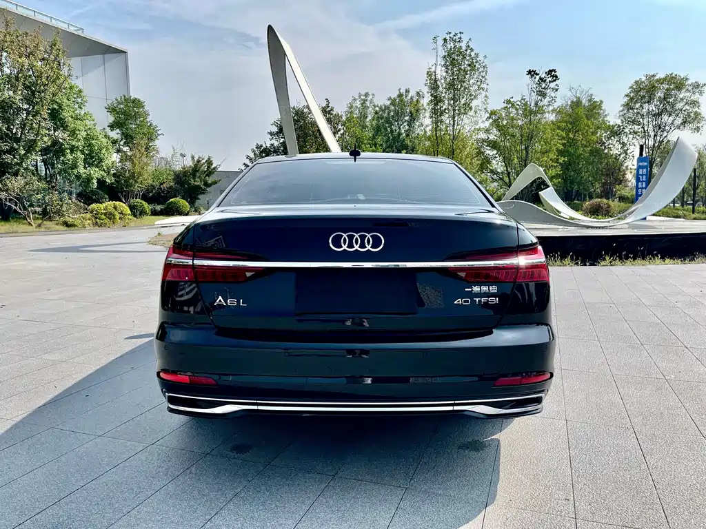 Audi A6L — фото 20
