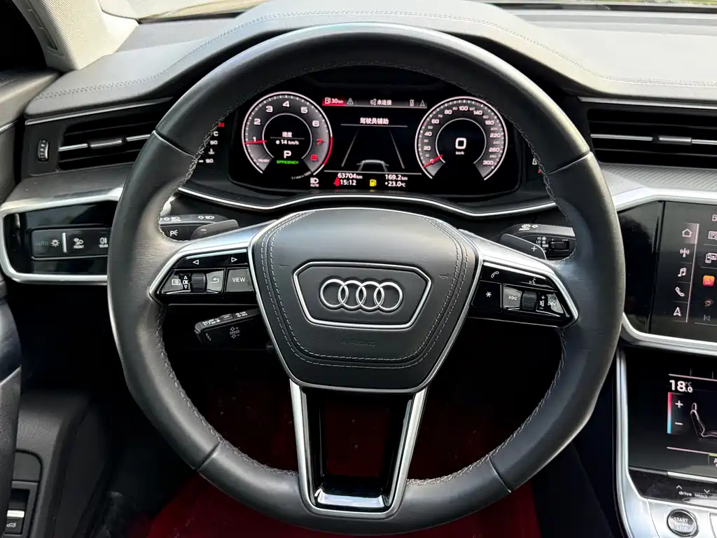 Audi A6L — фото 14